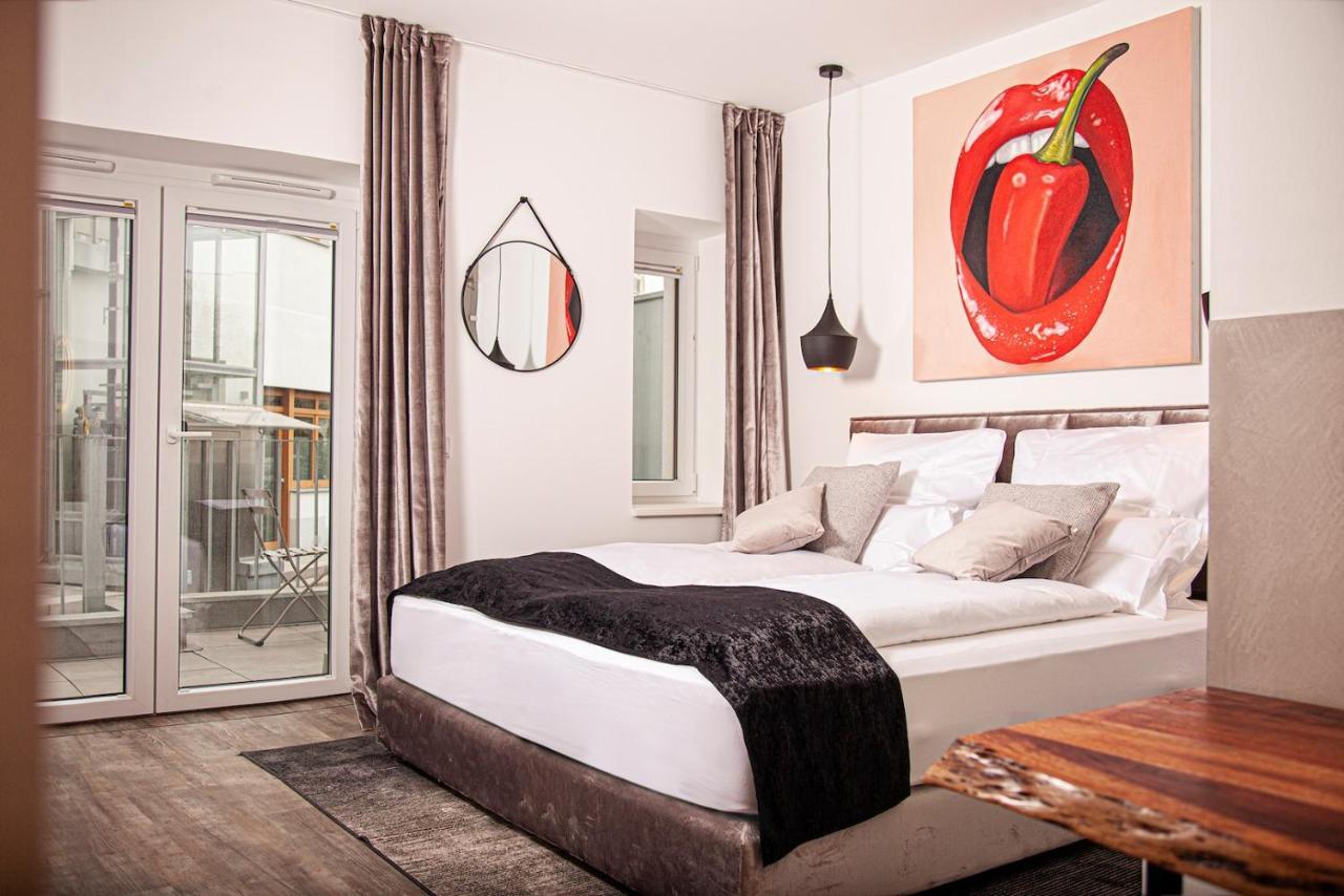 The Faces Berlin Apartment Exterior photo